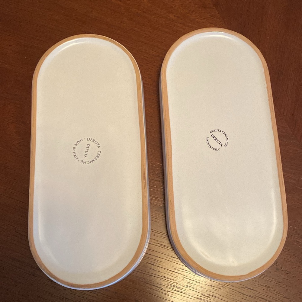 Set of Two Handcrafted Ceramic Deruta Trays from Italy. - Picture 4 of 8